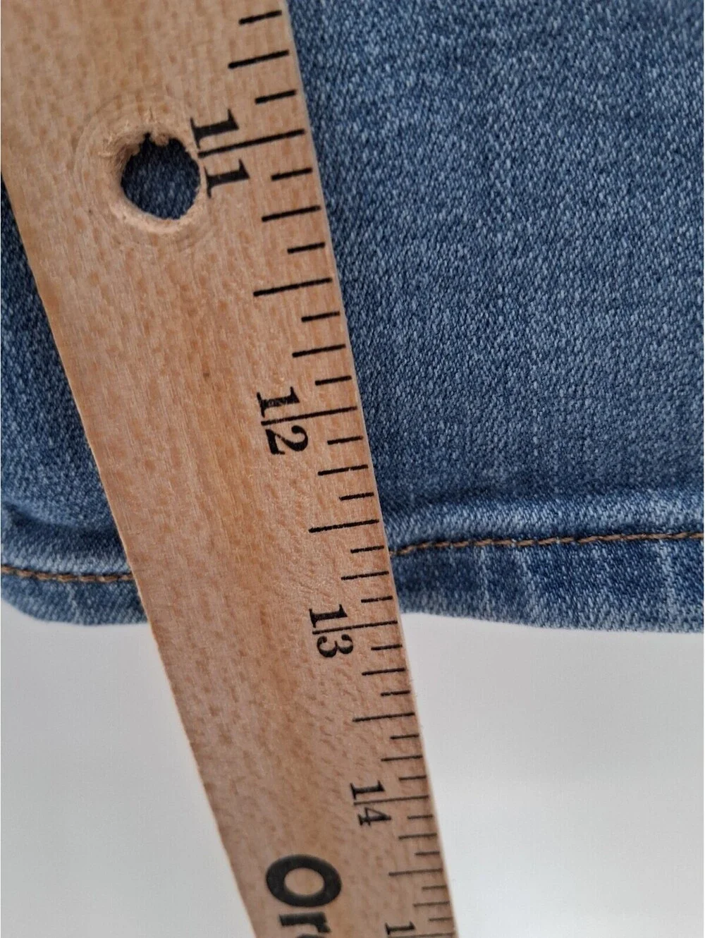 Levi's Bermuda Shorts Womens 28 Blue Denim Mid Rise Casual Stretch Cowgirl Jean